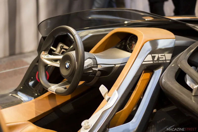 Экспозиция BMW Group Россия в ГУМе, кадр 6