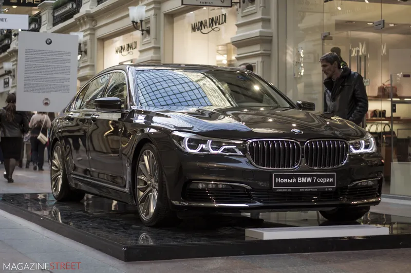 Экспозиция BMW Group Россия в ГУМе, кадр 16