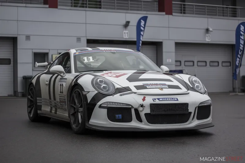 Porsche Sport Challenge Russia 2016, кадр 2