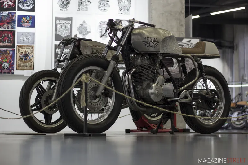 Выставка кастом дизайна “Art Custom Draft 17″ в ТЦ Ривьера, кадр 8