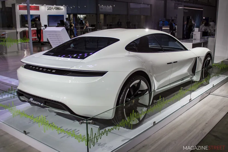 Московский международный автомобильный салон (ММАС) 2018, кадр 35