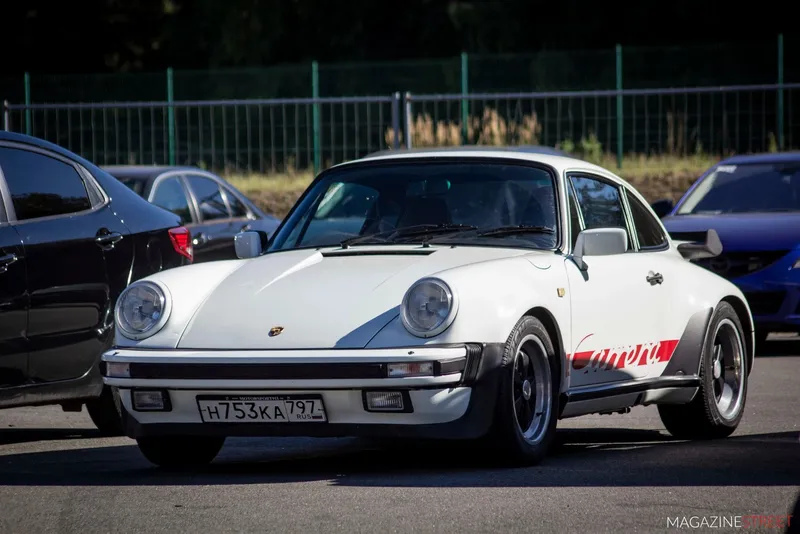PORSCHE 911 turbo, кадр 2