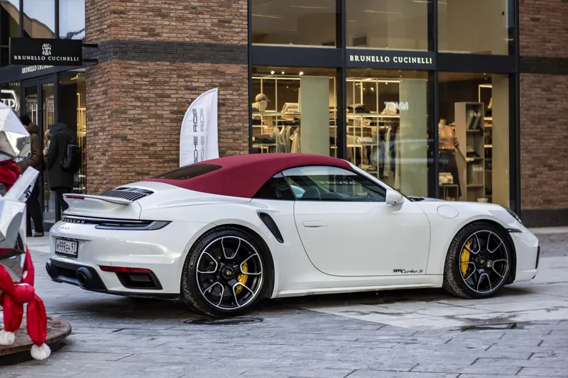 PORSCHE RIDE X ARKHANGELSKOYE OUTLET ЗИМНЯЯ ВСТРЕЧА «РОСКОШЬ НА СНЕГУ», кадр 14