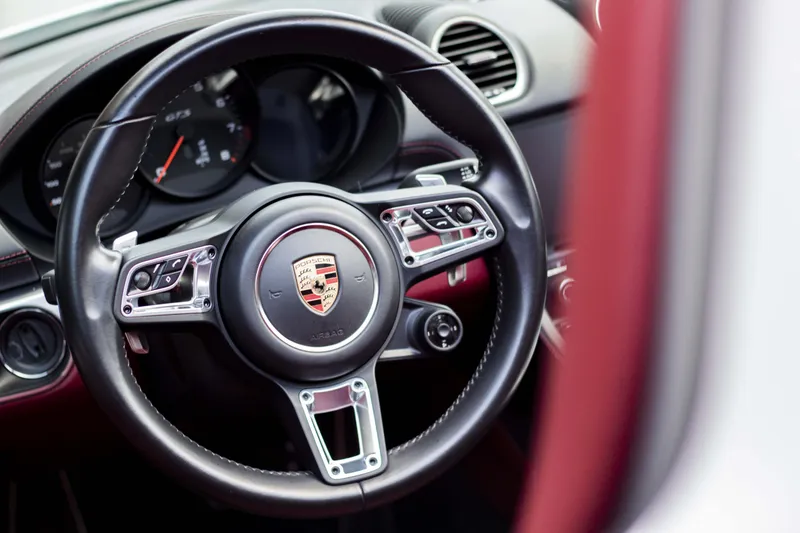 PORSCHE RIDE X ARKHANGELSKOYE OUTLET ЗИМНЯЯ ВСТРЕЧА «РОСКОШЬ НА СНЕГУ», кадр 17