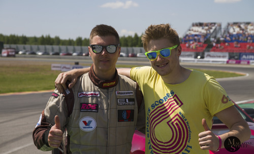 Посетители и участники "Чемпионата РДС 2014" 2-й Этап АДМ "NRing" Нижний Новгород / Visitors "Championship RDS 2014" 2- Stage ADM "NRing" Nizhniy Novgorod city, кадр 2