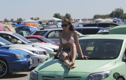 Посетители и участники шоу японских автомобилей "JapCarFest" 2014 / The visitors of the show of Japanese cars "JapCarFest" 2014, кадр 4