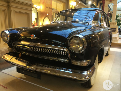 Выставка ретро-автомобилей "ГУМ" Москва / Exhibition of vintage cars "GUM" Moscow, кадр 10