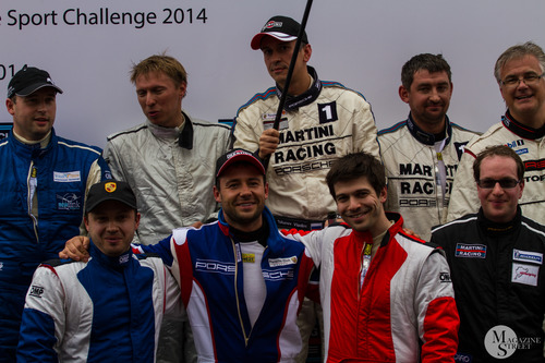 Посетители и участники чемпионата 2014 - PORSCHE CLUB CUP / PORSCHE SPORT CHALLENGE 5-й этап "Moscow RaceWay" Москва / Visitors championship 2014 - PORSCHE CLUB CUP / PORSCHE SPORT CHALLENGE 5-th stag, кадр 12