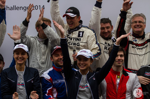 Посетители и участники чемпионата 2014 - PORSCHE CLUB CUP / PORSCHE SPORT CHALLENGE 5-й этап "Moscow RaceWay" Москва / Visitors championship 2014 - PORSCHE CLUB CUP / PORSCHE SPORT CHALLENGE 5-th stag, кадр 14